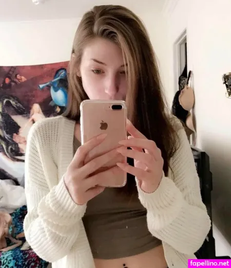 Taylor Kristine OnlyFans Thumbnail #5Igf0oWzBA