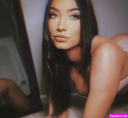 Taylor Kristine OnlyFans Thumbnail #XohxlYbxF1
