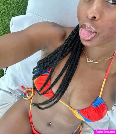 Taylor Mckinnon OnlyFans Thumbnail #cGLnVatw47