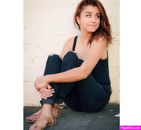 Taylor Misiak OnlyFans Thumbnail #96jBd0ZKfe