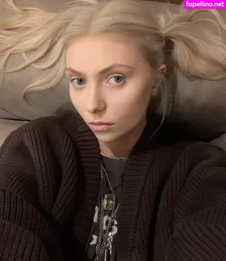 Taylor Momsen OnlyFans Thumbnail #P8tynvwAja