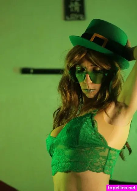 Taylor Mourning OnlyFans Thumbnail #zMB2NpWJx6