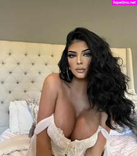 Taylor Nicole Chambers 1 OnlyFans Thumbnail #bCnEkRSMrD