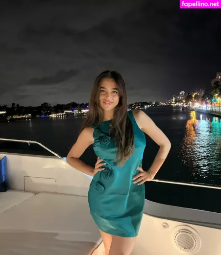 Taylor Nunez OnlyFans Thumbnail #ZbJ214YQXp