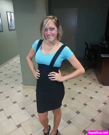 Taylor Raz OnlyFans Thumbnail #c69lUICBmb