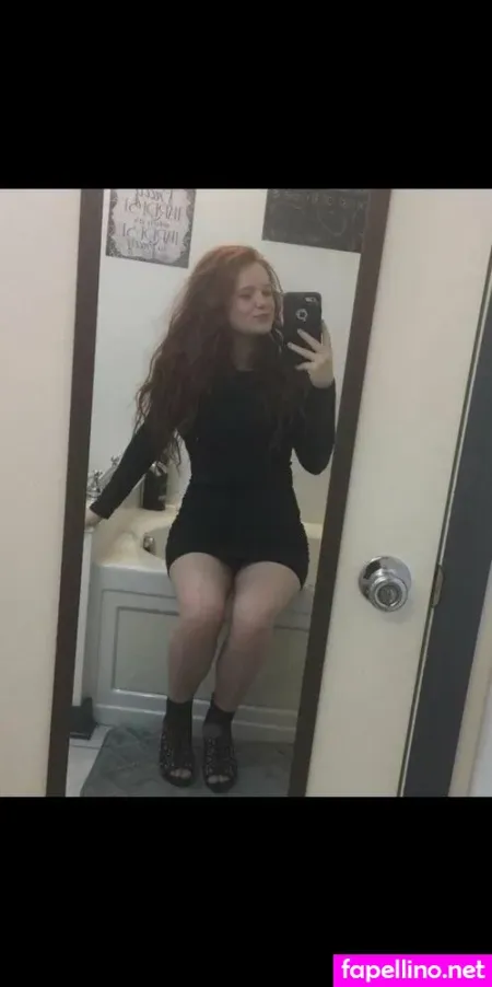 Taylor Renaee OnlyFans Thumbnail #P1h7xauv34