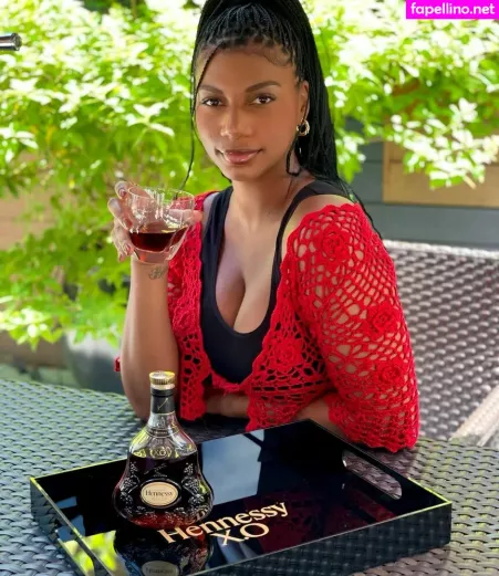 Taylor Rooks OnlyFans Thumbnail #1GDAegI4pe