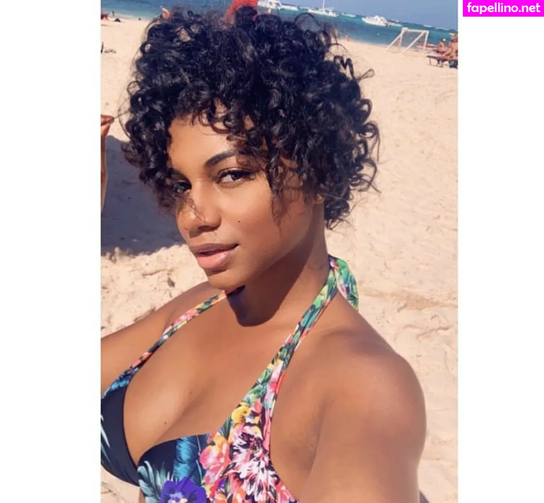 taylorrooks Nude Leaked OnlyFans Photo #BZZZNaC8ax