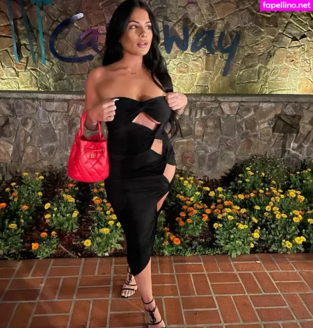 Taylor Stewart OnlyFans Thumbnail #eKcg6RBKyX