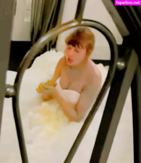 Taylor Swift OnlyFans Thumbnail #eaaBwr6rL6