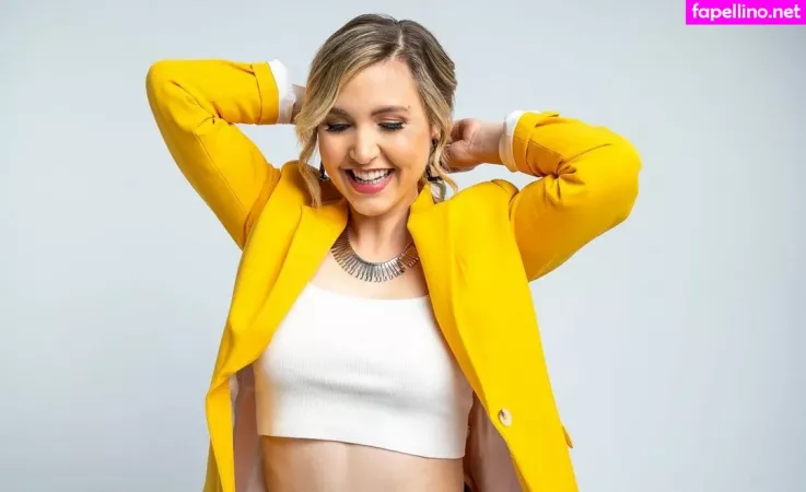 Taylor Tomlinson OnlyFans Thumbnail #deyWGv2rkw