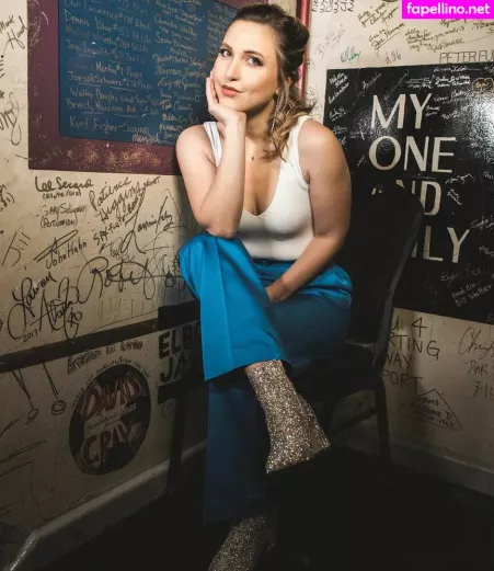 Taylor Tomlinson OnlyFans Thumbnail #hNoSlKyhxv