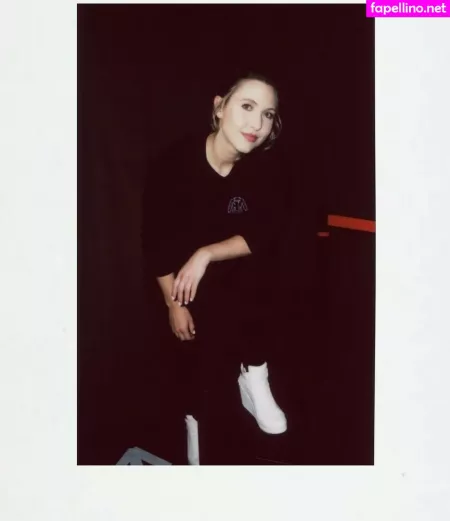 Taylor Tomlinson OnlyFans Thumbnail #qzQmDSVejf