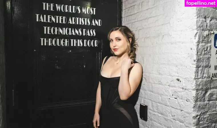 Taylor Tomlinson OnlyFans Thumbnail #yJ2dsVcVNT