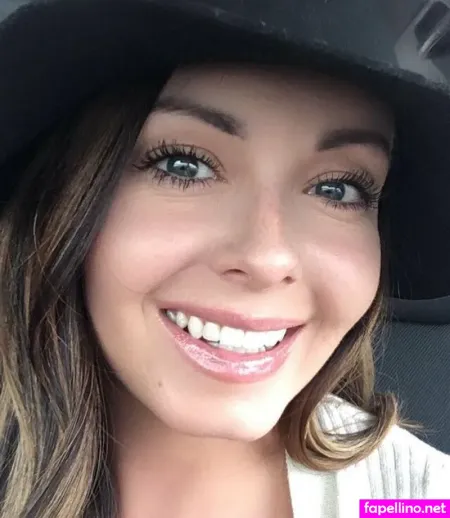 Taylor Twins OnlyFans Thumbnail #A6QUd73FPI