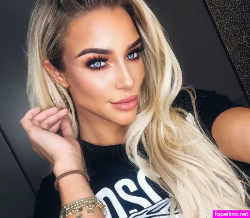 Taylor Ward OnlyFans Thumbnail #2LK7nFwAdz