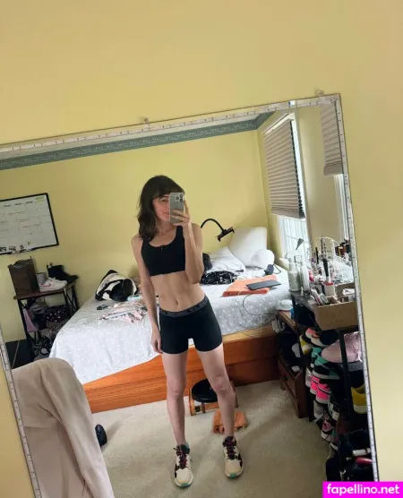 Taylor Weaver OnlyFans Thumbnail #xRe5vzN32e