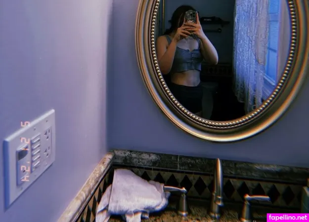 Taylorbunns OnlyFans Thumbnail #JnK4cb1fgP