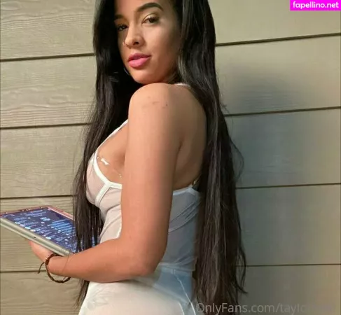 Taylorhalll OnlyFans Thumbnail #ArugHymbDo