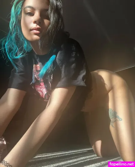 Taylorhenries OnlyFans Thumbnail #uq84IyU0I6