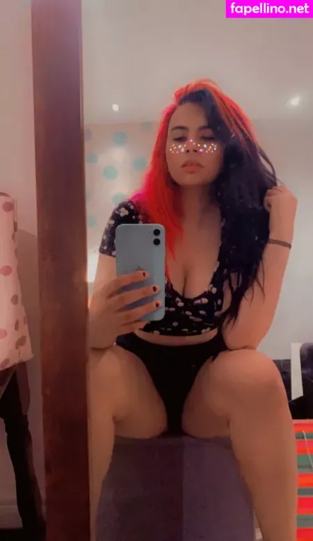 Taylorhenriesfree OnlyFans Thumbnail #6JvarMd8Cg