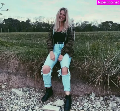 Taylormarieig OnlyFans Thumbnail #N32UlRIILt