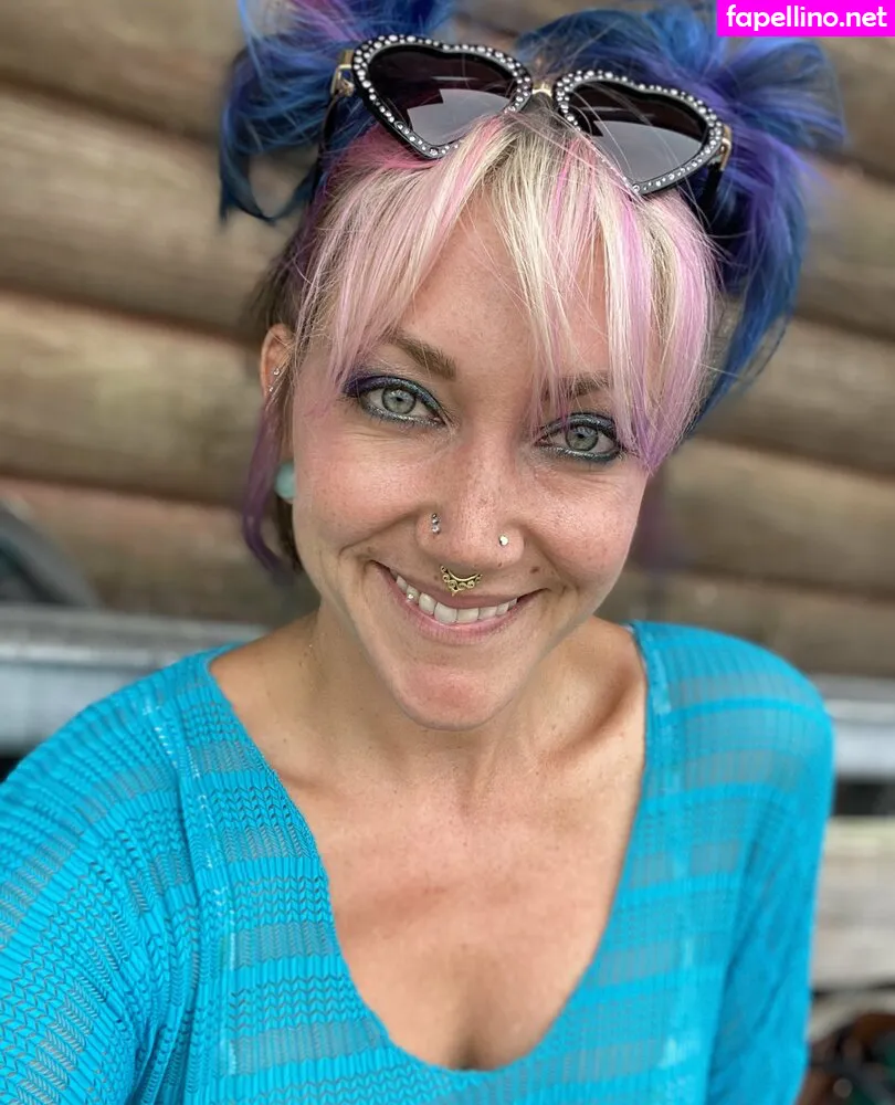 razzledazzlelips, taylorraz Nude Leaked OnlyFans Photo #aIRGGfVwCh