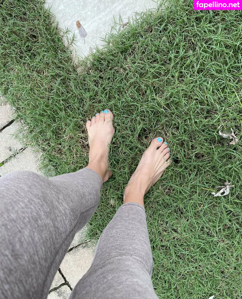 razzledazzlelips, taylorraz Nude Leaked OnlyFans Photo #foQxnlHos4