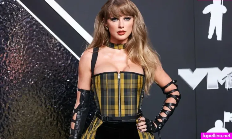 Taylorswift OnlyFans Thumbnail #GEMkxhHPUj
