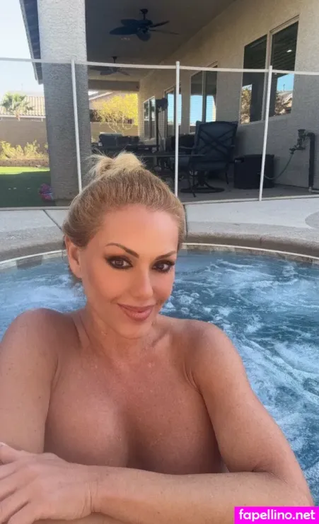 Taylorvixxen OnlyFans Thumbnail #jwk7eHeaJU