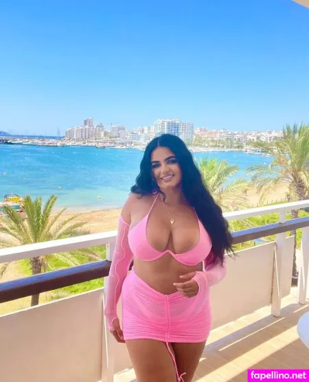 Taylorxoxox OnlyFans Thumbnail #jUD1eDWqA4