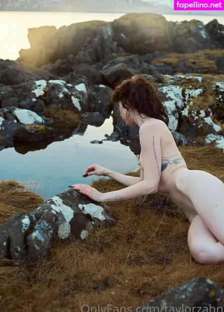 Taylorzahn OnlyFans Thumbnail #lO2h6HV3IP