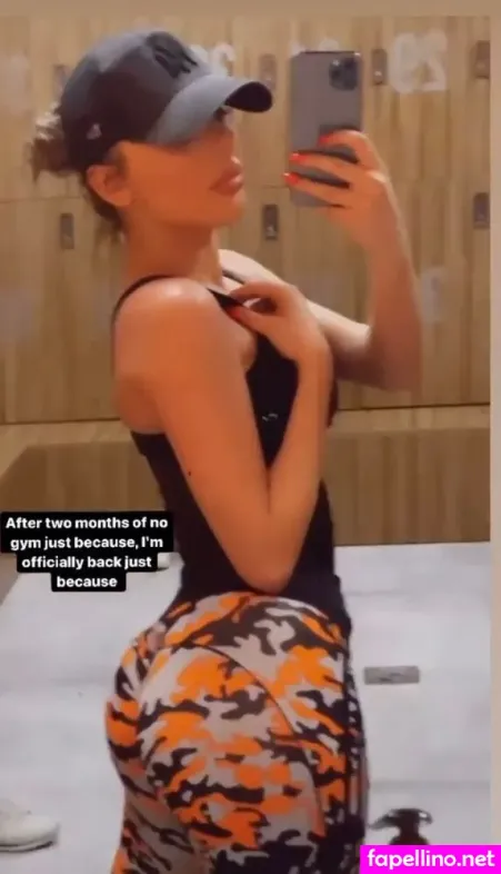 Tayna OnlyFans Thumbnail #Fl1n8kYjcT