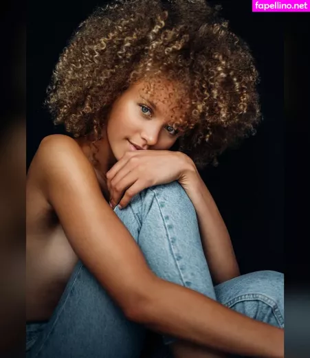 Taynara Wolf OnlyFans Thumbnail #B7uEApXDBj