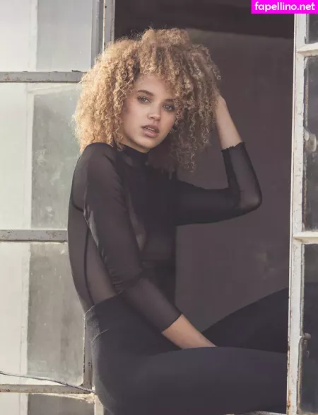 Taynara Wolf OnlyFans Thumbnail #uU6lCvrGA0