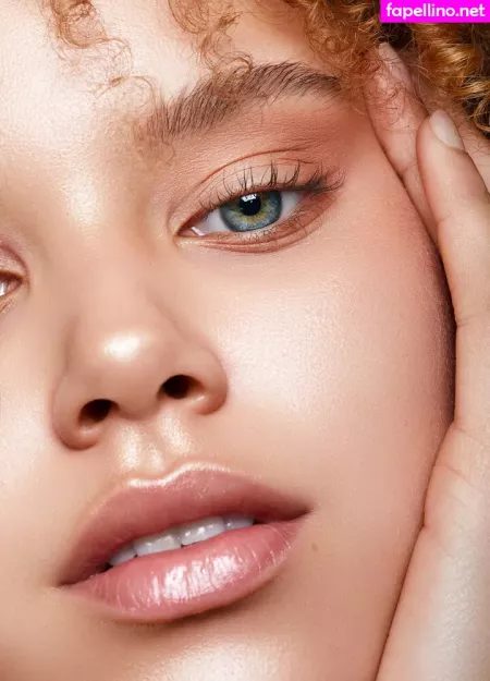 Taynara Wolf OnlyFans Thumbnail #xY234gLHb4