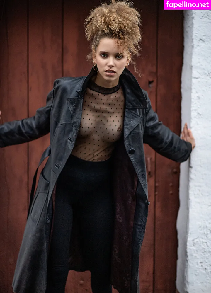 taynarajoy, taynarajoy.silvawolf Nude Leaked OnlyFans Photo #y7dPImPJJl