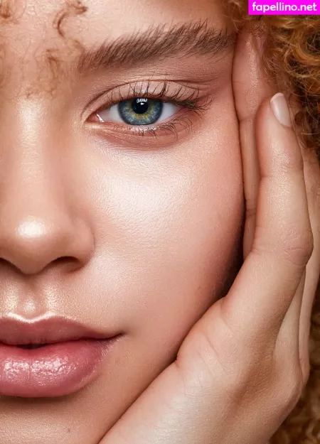 Taynara Wolf OnlyFans Thumbnail #yGL0LtaDgH