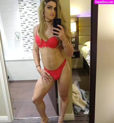 Tayrosiee OnlyFans Thumbnail #qZUnoEcaiz