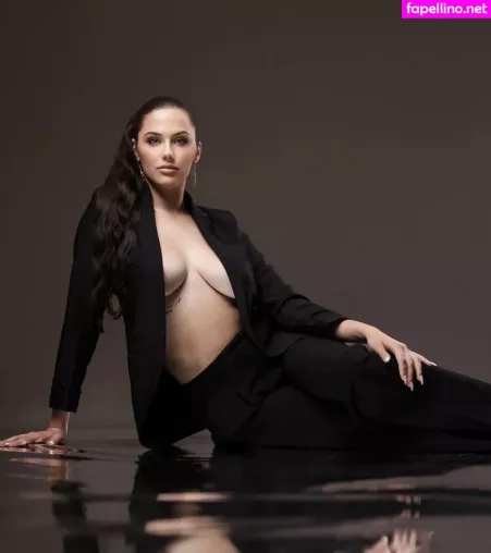 Taysia Lou Eckinger OnlyFans Thumbnail #0T5hksJfiL