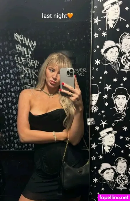 Tayylavie Bunnybunsxo Strwbrrycakexo OnlyFans Thumbnail #N3itwiMUF3