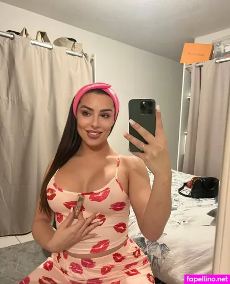 Tcarlaa OnlyFans Thumbnail #9N8lWLV2BH