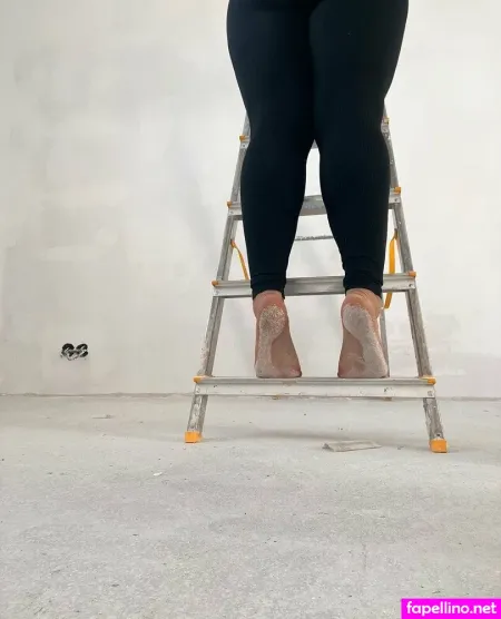 Tcfeets OnlyFans Thumbnail #8pbE1aUKvR