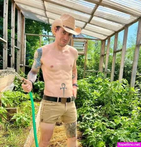 Teaforwinterfree OnlyFans Thumbnail #pCfj48eZhJ