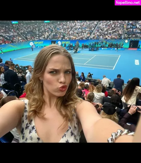 Teagan Croft OnlyFans Thumbnail #E7sLlxOBMv