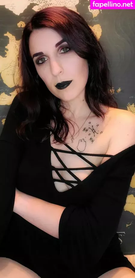 Tearexqueen OnlyFans Thumbnail #W1LngNnbW3