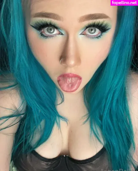 Teaseaspen OnlyFans Thumbnail #UegpslrwyE