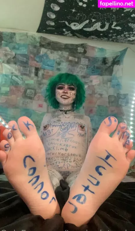 Teasinglytrashed OnlyFans Thumbnail #4cny41VHPN