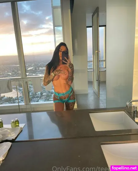 Teeekayyfree OnlyFans Thumbnail #Rg9ilGhGMq