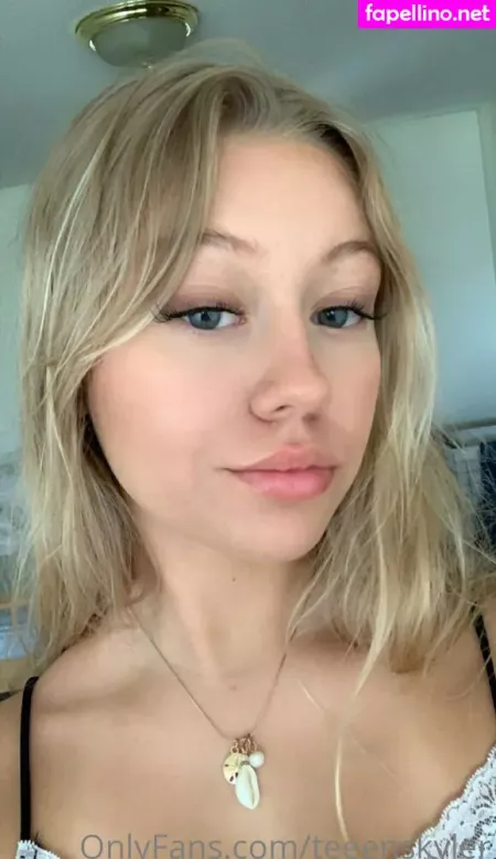 Teeenskyler OnlyFans Thumbnail #A3Y5PGhoTW